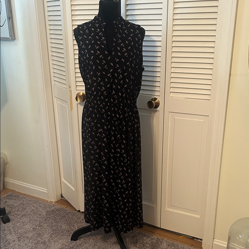 Anne Klein Black Midi Dress with Floral Pattern